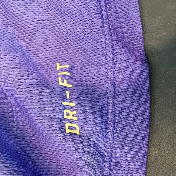 Nike Racer Back Workout Tank - Picture 2 of 6